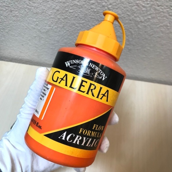 Winsor Newton Galeria Flow Formula Acrylic Cadmium Orange Hue1 Partial Bottle. - Picture 1 of 6